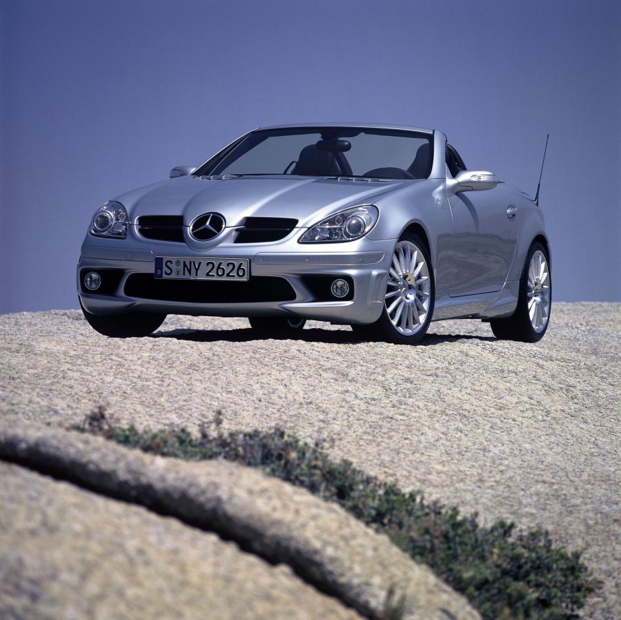  Mercedes-Benz SLK55 AMG 2005 года  (фото 45 из 96)